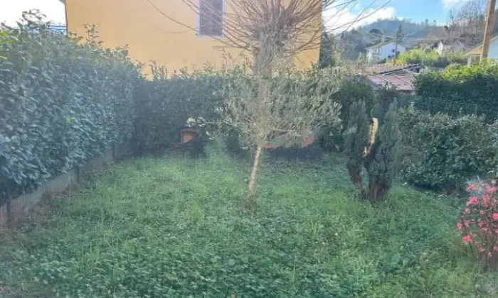 Rexer-Borghetto-di-Vara-Bilocale-in-vendita-in-via-XXIV-Maggio-Giardino