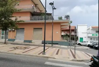 Rexer-Priolo-Gargallo-Locale-commerciale-in-vendita-in-Viale-Annunziata-a-Priolo-Gargallo-Giardino