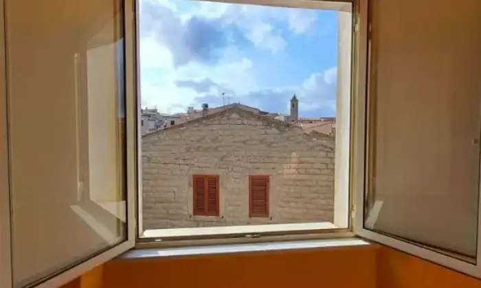 Rexer-Tempio-Pausania-Appartamento-su-due-piani-in-vendita-in-piazza-del-Carmine-Altro