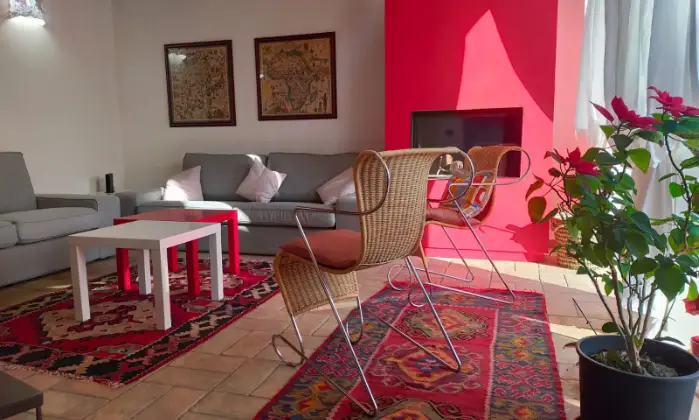 Rexer-Cagli-Incantevole-casa-vacanze-con-piscina-nelle-Marche-SALONE