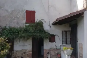 Rexer-Piozzano-Rustico-in-vendita-in-Strada-di-Vidiano-a-Piozzano-Giardino