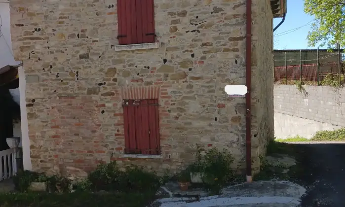 Rexer-Piozzano-Rustico-in-vendita-in-Strada-di-Vidiano-a-Piozzano-Altro