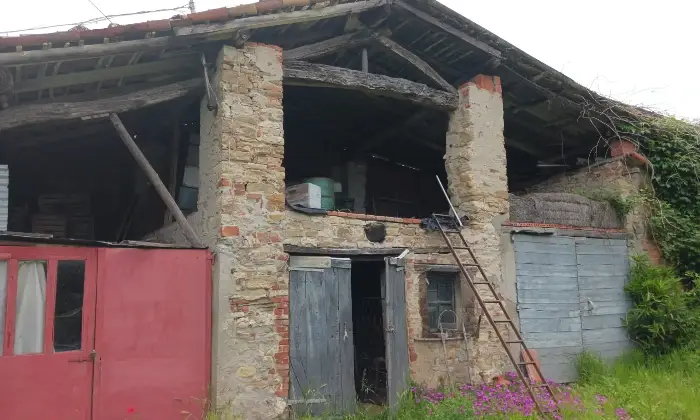 Rexer-Piozzano-Rustico-in-vendita-in-Strada-di-Vidiano-a-Piozzano-Altro