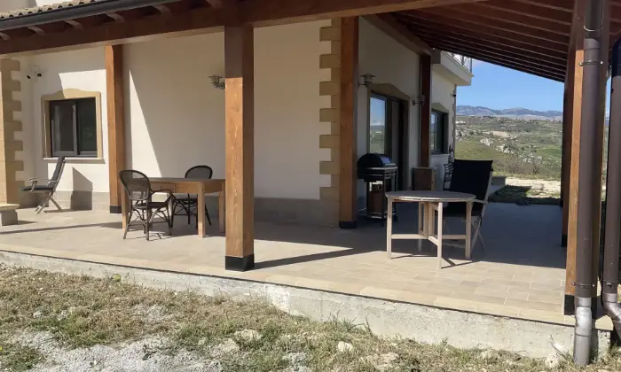 Rexer-Cianciana-Villa-di-nuova-costruzione-con-vista-panoramica-in-stile-siciliano-Giardino