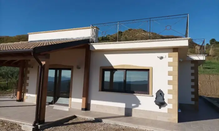 Rexer-Cianciana-Villa-di-nuova-costruzione-con-vista-panoramica-in-stile-siciliano-Giardino