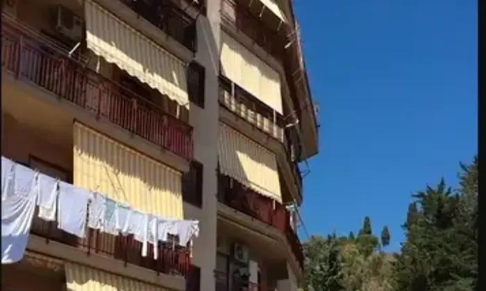 Rexer-Caltanissetta-Appartamento-in-vendita-in-via-Giuseppe-Pitr-a-Caltanissetta-Giardino