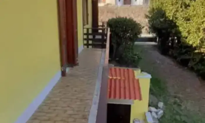 Rexer-Castorano-Villa-unifamiliare-via-Guglielmo-Marconi-Centro-Castorano-Giardino
