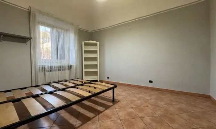 Rexer-Novi-Ligure-Appartamento-in-Via-Antica-Genova-Novi-Ligure-CameraDaLetto