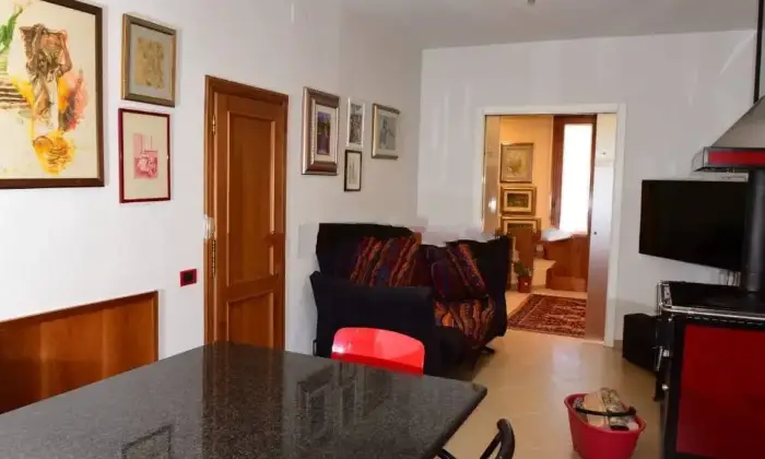 Rexer-Pratovecchio-Stia-Vendesi-Villa-bifamiliare-via-San-Donato-a-Pratovecchio-e-Stia-Salone