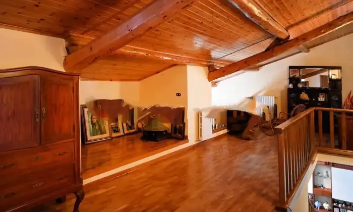 Rexer-Pratovecchio-Stia-Vendesi-Villa-bifamiliare-via-San-Donato-a-Pratovecchio-e-Stia-Altro