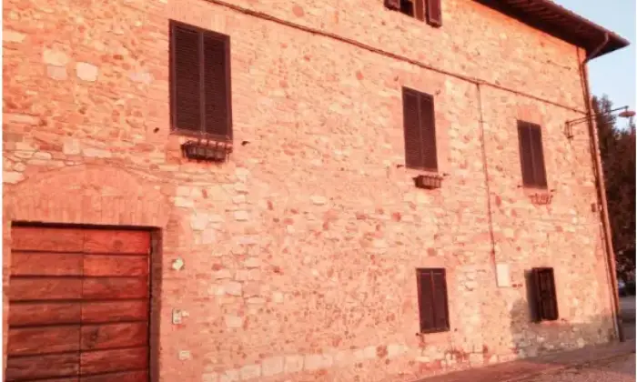 Rexer-Castelnuovo-Berardenga-Trilocale-in-vendita-in-localit-Bossi-Altro