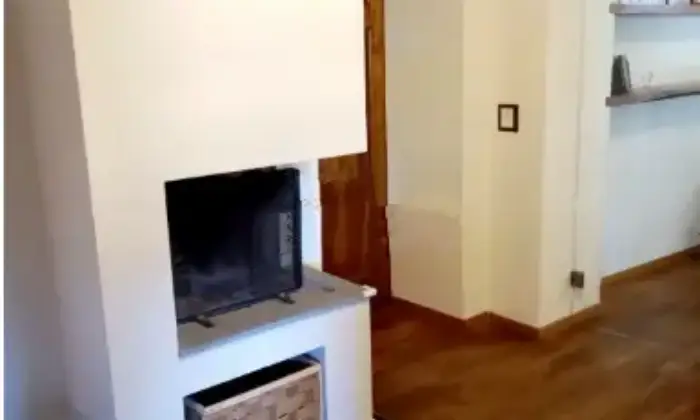 Rexer-Castelnuovo-Berardenga-Trilocale-in-vendita-in-localit-Bossi-Altro
