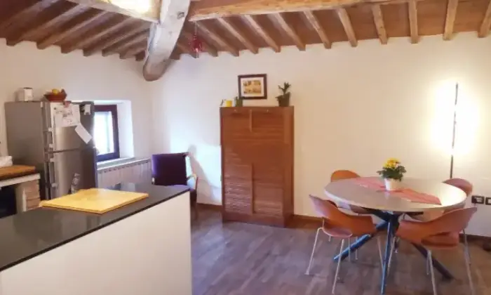 Rexer-Castelnuovo-Berardenga-Trilocale-in-vendita-in-localit-Bossi-Altro