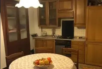Rexer-Bracca-Casa-indipendente-su-tre-livelli-in-vendita-a-Bracca-Cucina