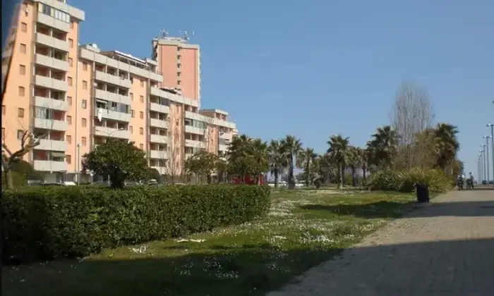 Rexer-Fermo-Appartamento-in-via-Tommaso-Salvadori-Paleotti-a-Fermo-Giardino