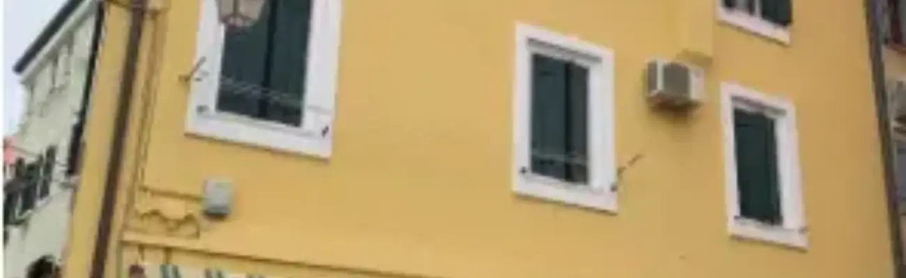 Rexer-Chioggia-Casa-di-paese-in-vendita-in-via-Sottomarina-a-Chioggia-Terrazzo