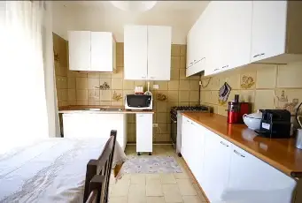 Rexer-Portocannone-Palazzina-a-Portocannone-di-tre-unit-abitative-Cucina