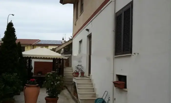 Rexer-Latina-Appartamento-in-Via-della-Stella-Alpina-Latina-Terrazzo