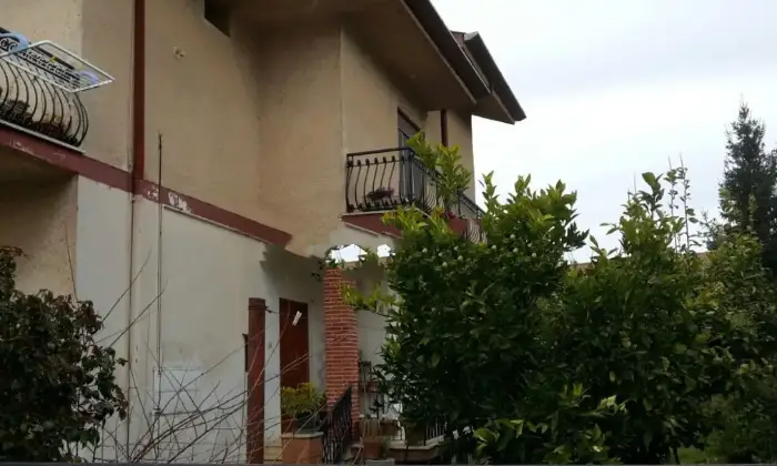 Rexer-Latina-Appartamento-in-Via-della-Stella-Alpina-Latina-Terrazzo