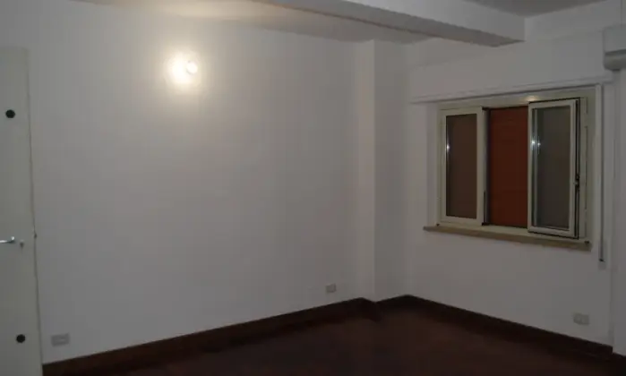 Rexer-Trapani-Affittasi-appartamento-preferibilmente-uso-studio-Altro
