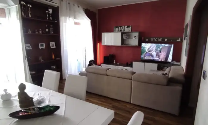 Rexer-Motta-SantAnastasia-Intero-edificio-in-vendita-in-via-Tenente-Platania-Motta-SantAnastasia-Salone