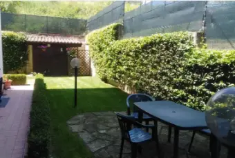 Rexer-Roccafluvione-Trilocale-via-Giacomo-Leopardi-Marsia-Roccafluvione-Giardino