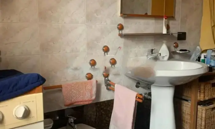 Rexer-Castrovillari-Appartamento-via-degli-Enotri-Centro-Castrovillari-Bagno