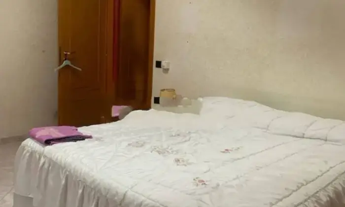 Rexer-Castrovillari-Appartamento-via-degli-Enotri-Centro-Castrovillari-CameraDaLetto