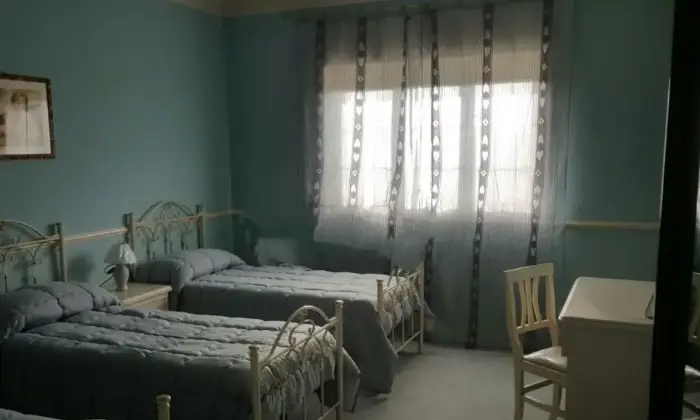 Rexer-Agrigento-Vendesi-appartamento-in-viale-SiciliaAgrigento-CameraDaLetto