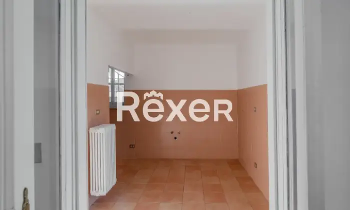 Rexer-TORINO-Due-villette-con-terreno-Altro