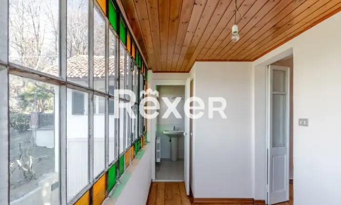 Rexer-TORINO-Due-villette-con-terreno-Altro