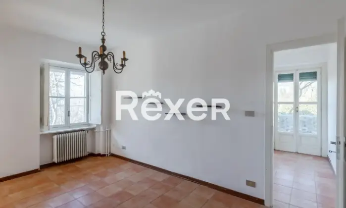Rexer-TORINO-Due-villette-con-terreno-Altro