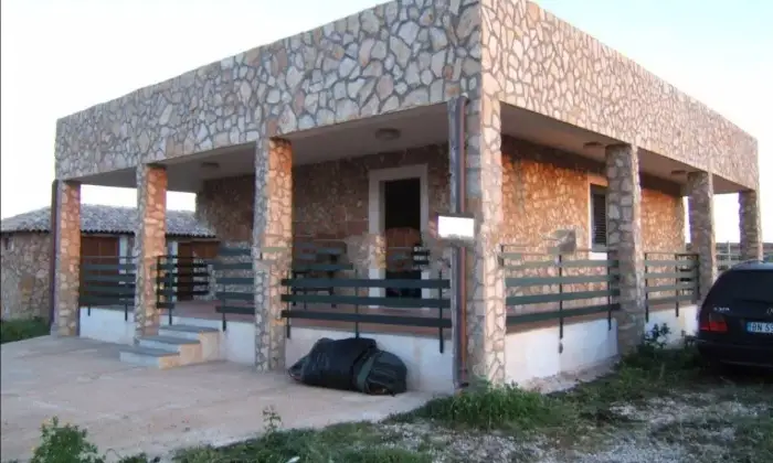 Rexer-Lampedusa-e-Linosa-Vendesi-villa-a-Lampedusa-e-Linosa-Giardino