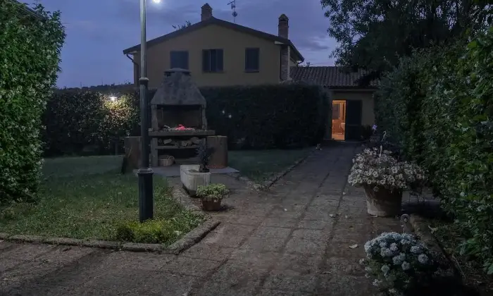 Rexer-Grosseto-Tenuta-con-residenza-struttura-ricettiva-terreno-e-potenzialit-edificatoria-Altro