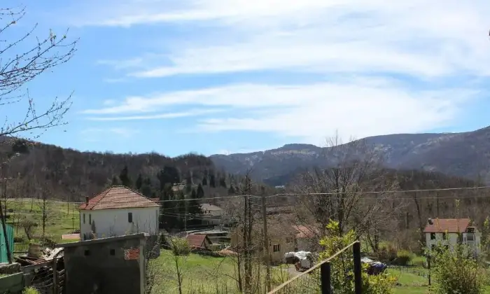 Rexer-Urbe-Terratetto-plurifamiliare-via-Vara-Superiore-Vara-Superiore-Urbe-Vista