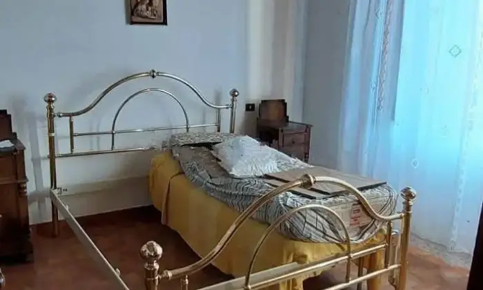Rexer-Siena-Appartamento-Strada-di-Pieve-al-Bozzone-Fuori-Porta-Pispini-Siena-CameraDaLetto
