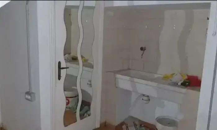 Rexer-Ancona-Negozio-in-vendita-in-via-Giacomo-Matteotti-ad-Ancona-Bagno