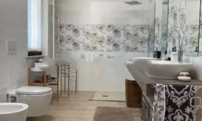 Rexer-Aosta-Vendesi-villa-in-ArpuillesCapoluogo-Arpuilles-Aosta-Bagno