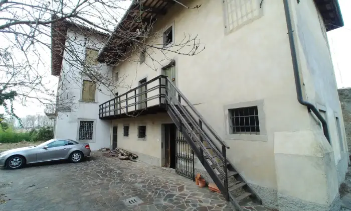 Rexer-Tricesimo-Villa-storica-con-depandance-vendesi-Giardino
