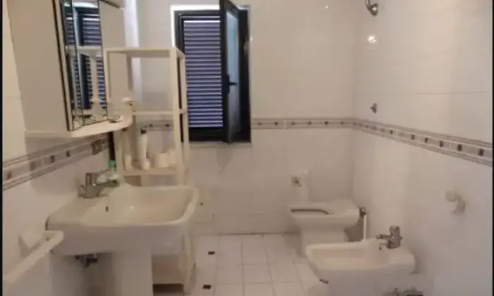 Rexer-Guardia-Sanframondi-Appartamento-in-vendita-in-via-SantAnna-a-Guardia-Sanframondi-Bagno