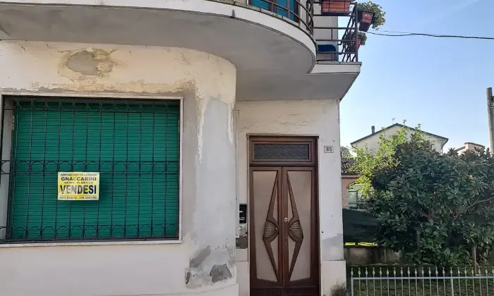 Rexer-Sabbioneta-Casa-singola-in-via-Claudio-Monteverdi-a-Ponteterra-di-Sabbionetta-Terrazzo