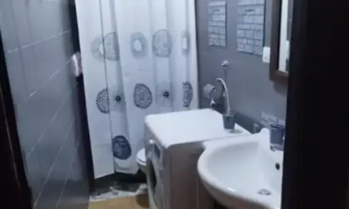 Rexer-Scalea-Vendesi-casa-a-Scalea-nel-centro-storico-Bagno