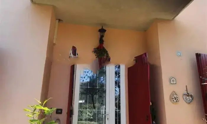 Rexer-Pegognaga-Splendida-casa-semi-indipendente-con-giardino-ALTRO