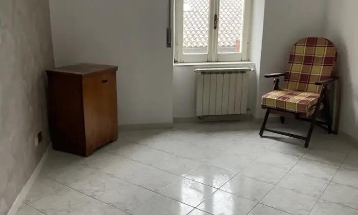 Rexer-Gavignano-Casa-al-centro-storico-di-Gavignano-CameraDaLetto
