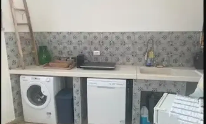 Rexer-Ostuni-Vendesi-Casa-con-cortile-in-Via-Giuseppe-LibertiniOSTUNI-Cucina