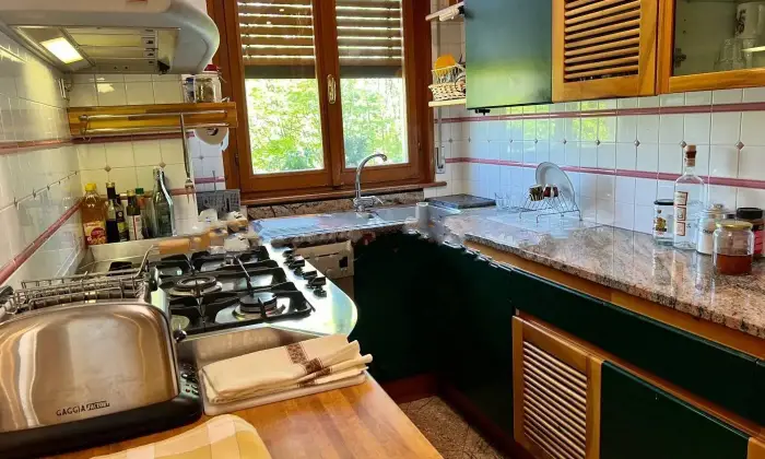 Rexer-Salsomaggiore-Terme-Quadrilocale-piazzale-Stazione-Centro-Salsomaggiore-Terme-Cucina