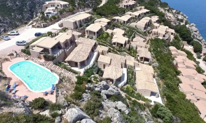 Rexer-Trinit-dAgultu-e-Vignola-VENDO-VILLETTA-OTTIME-CONDIZIONI-VICINO-AL-MARE-CON-PISCINA-Terrazzo