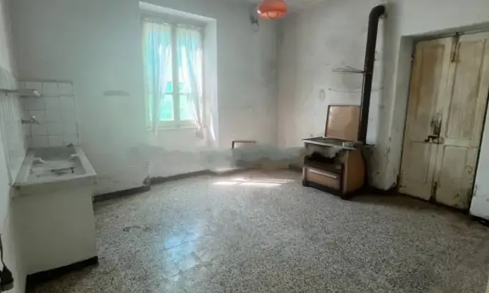 Rexer-Pignone-Villa-bifamiliare-in-vendita-in-via-Groppa-a-Pignone-Altro
