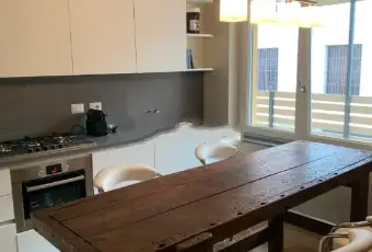 Rexer-Menaggio-Vendesi-appartamento-in-Via-Andrea-Stoppani-a-Menaggio-Cucina