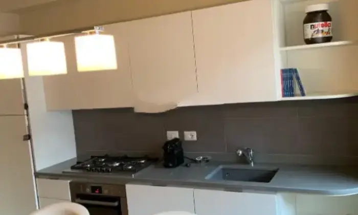 Rexer-Menaggio-Vendesi-appartamento-in-Via-Andrea-Stoppani-a-Menaggio-Cucina